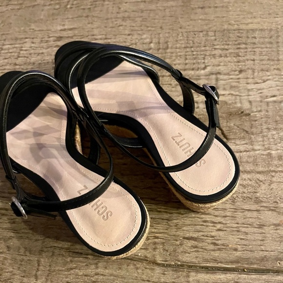 SCHUTZ Isla Sandals. - Picture 7 of 10